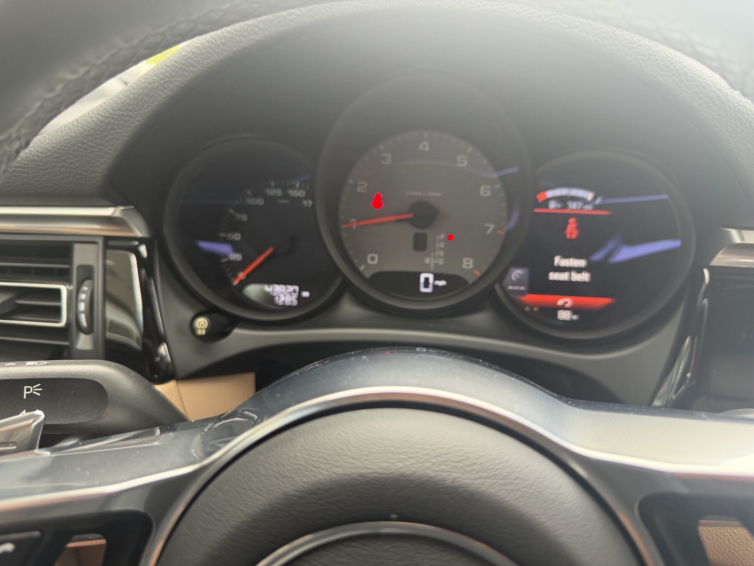 2020 Porsche Macan S - Photo 19