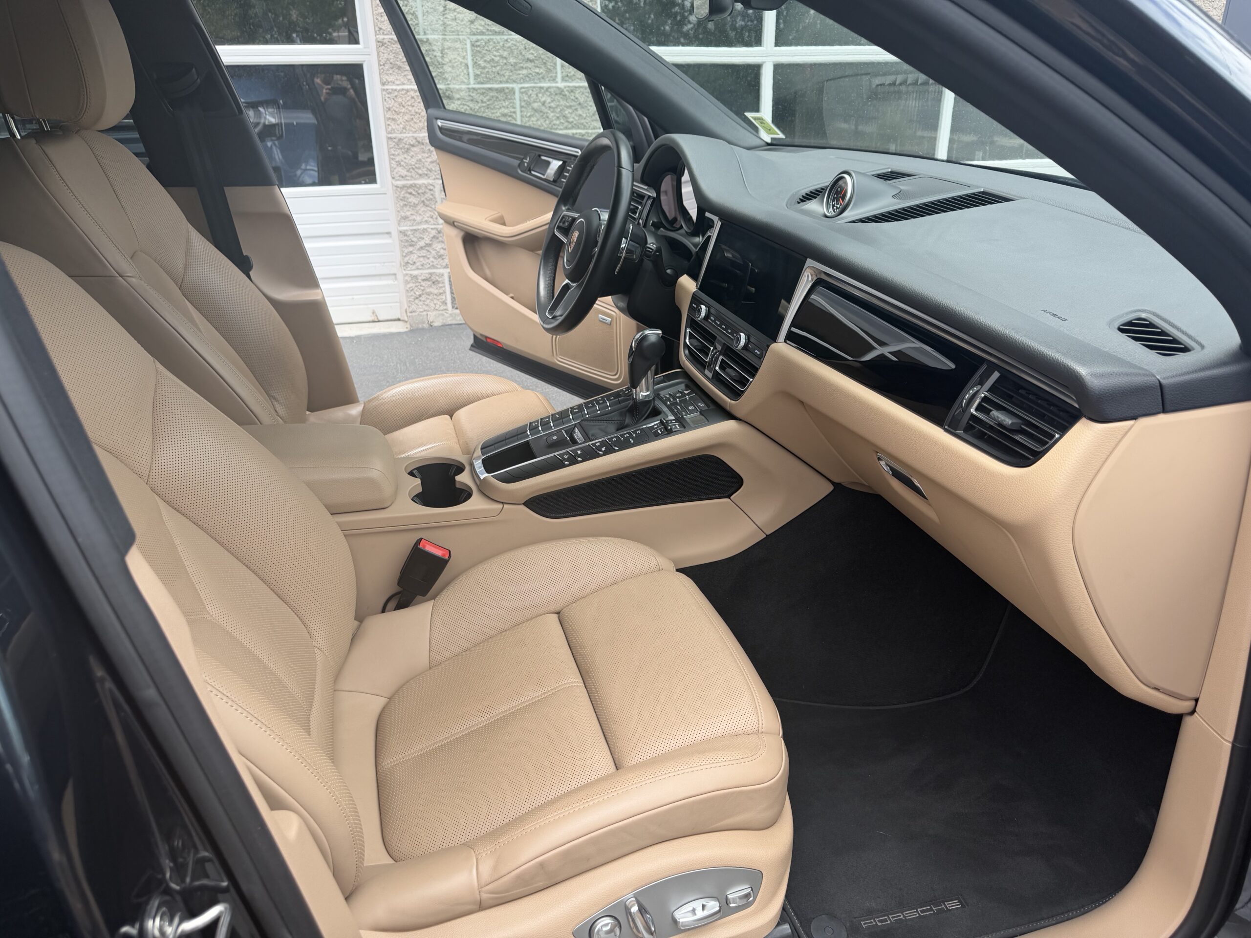 2020 Porsche Macan S - Photo 13