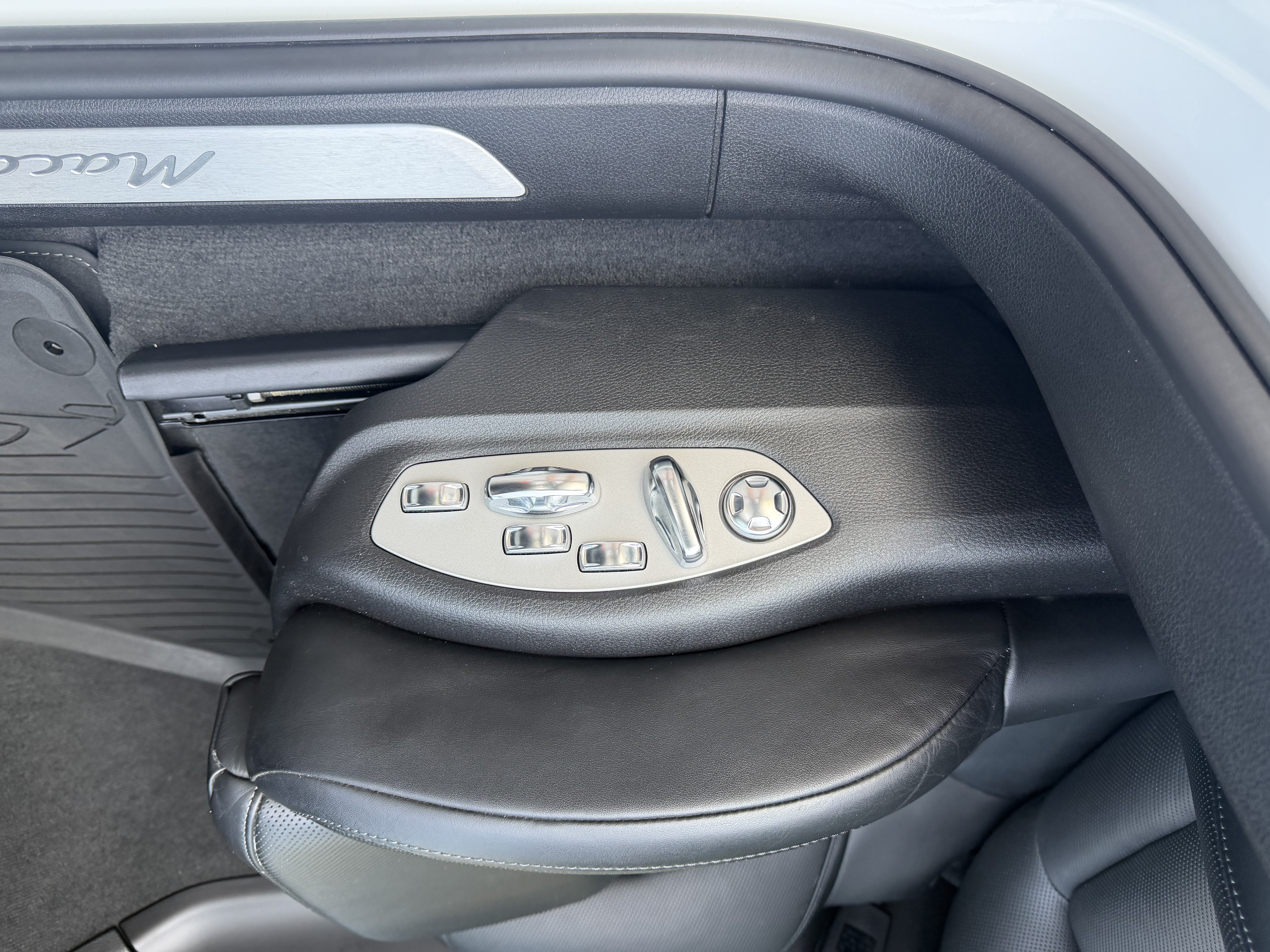 2018 Porsche Macan S - Photo 36
